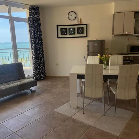 Appartement The Royal Bay Hideaway Aheloy